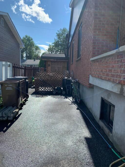 Havre Chez Guylaine Apartment Laval Exterior foto